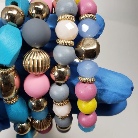 Sophia & Kate Women’s 4-Piece Gold & Colorful Bead Stretch Bracelets Set Jewelry - Picture 9 of 12